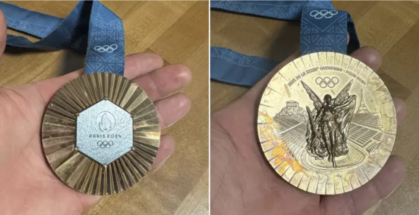 Tristesse en Israël. Les médailles olympiques distribuées à Paris montrent des signes de dégradation prématurée.
