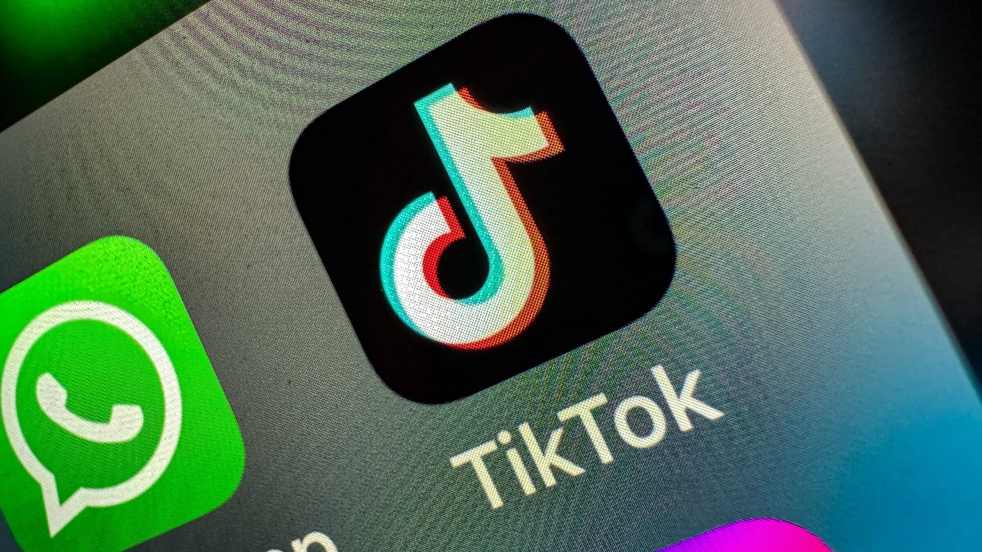 Démission à TikTok sur fond d’antisémitisme.
