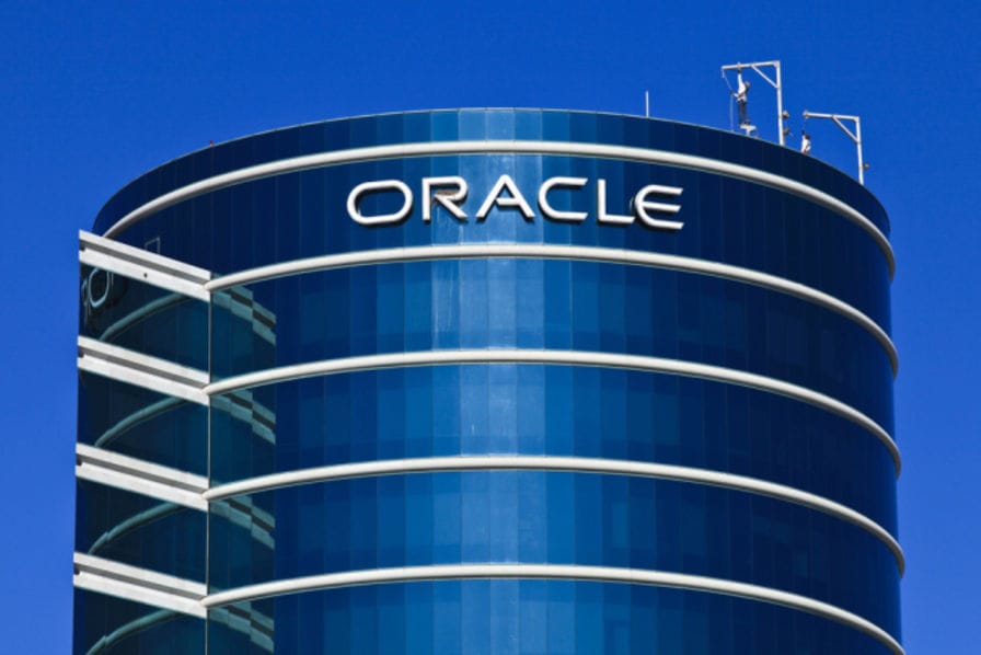 RADIO J. Spécial 7 Octobre. Larry Ellison (Oracle). « Israël n’est pas seul ». Un soutien inconditionnel à Israël. La PDG d’Oracle Monde est une israélienne, Safra Catz,