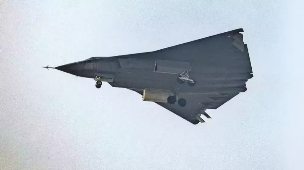 Les militaires israéliens observent avec une très grande attention le concurrent Chinois des F-35C américains.