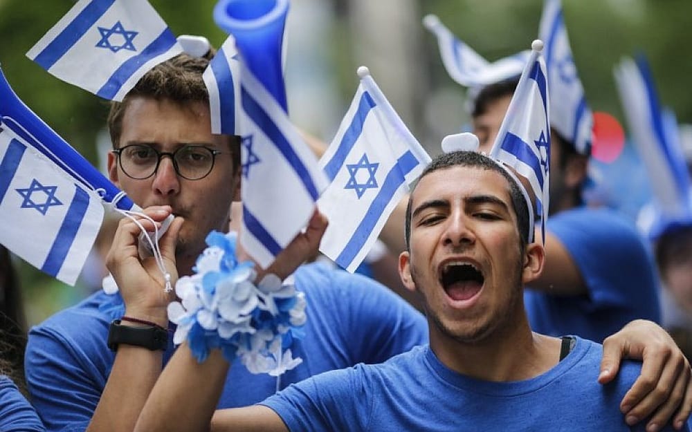 L’Image du Jour. New-York et les drapeaux d’Israël. Extraordinaire célébration.