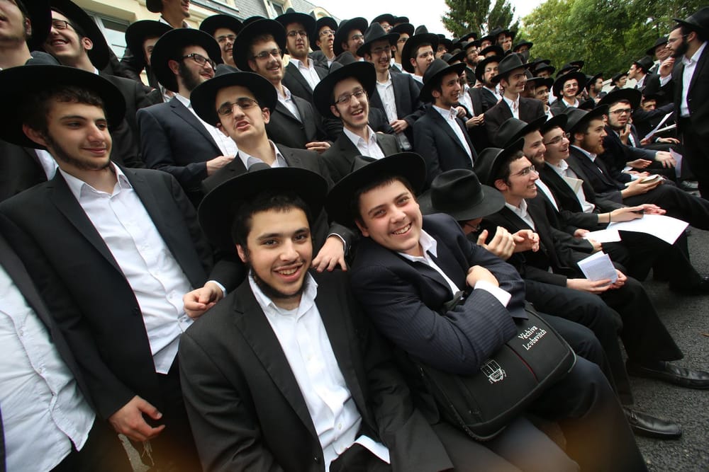 Quinze Yeshivot seront converties en hôtels coronavirus en Israël.