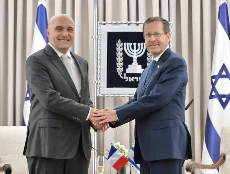 Interview. Frédéric Journès, nouvel ambassadeur de France en Israël invité par i24News.