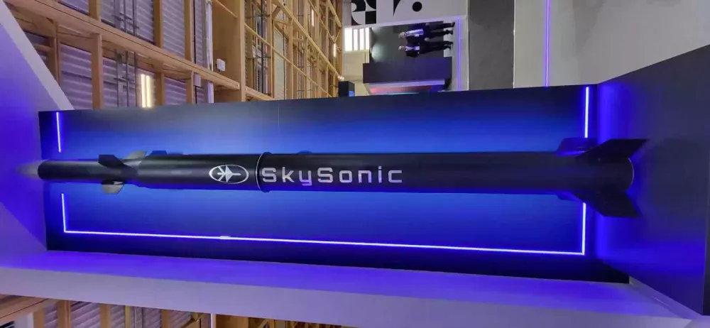 Radio J. Contrer l’Iran grâce aux anti-missiles hypersoniques. Le SkySonic, l’intercepteur de Rafael.