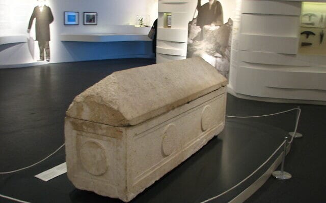 Un nouveau département des Arts des Chrétientés en Orient au Louvre, sponsorisé par le Groupe CMA CGM.