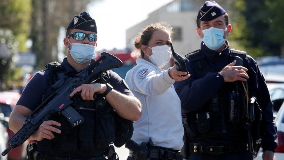 Rambouillet, un assassinat. Les attentats djihadistes ont fait 260 morts en France.