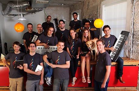 StartUp d’Israël. Simply (ex-JoyTunes). Apprendre aux enfants à jouer de la musique sur de vrais instruments.