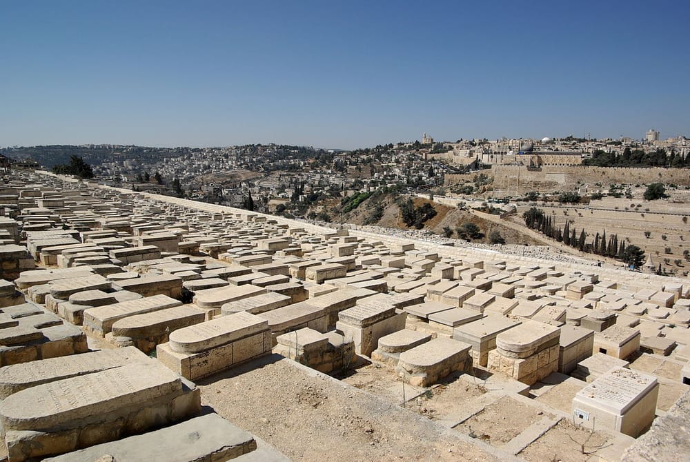La Photo du Jour. La politique funéraire israélienne et les conséquences du vieillissement rapide de la population.