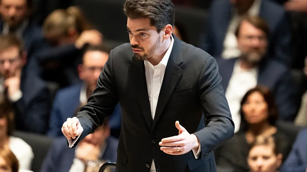 Concert de l’Orchestre philharmonique d’Israël. « La violence n’a pas sa place dans une salle de concert » dénonce Rachida Dati.
