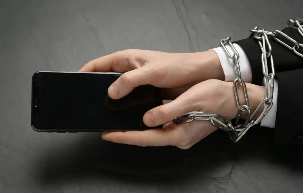 Quizz du Jour. Devinez: Tel-Aviv, Paris, Londres. La ville ou les vols de téléphones portables sont devenus monnaie courante?