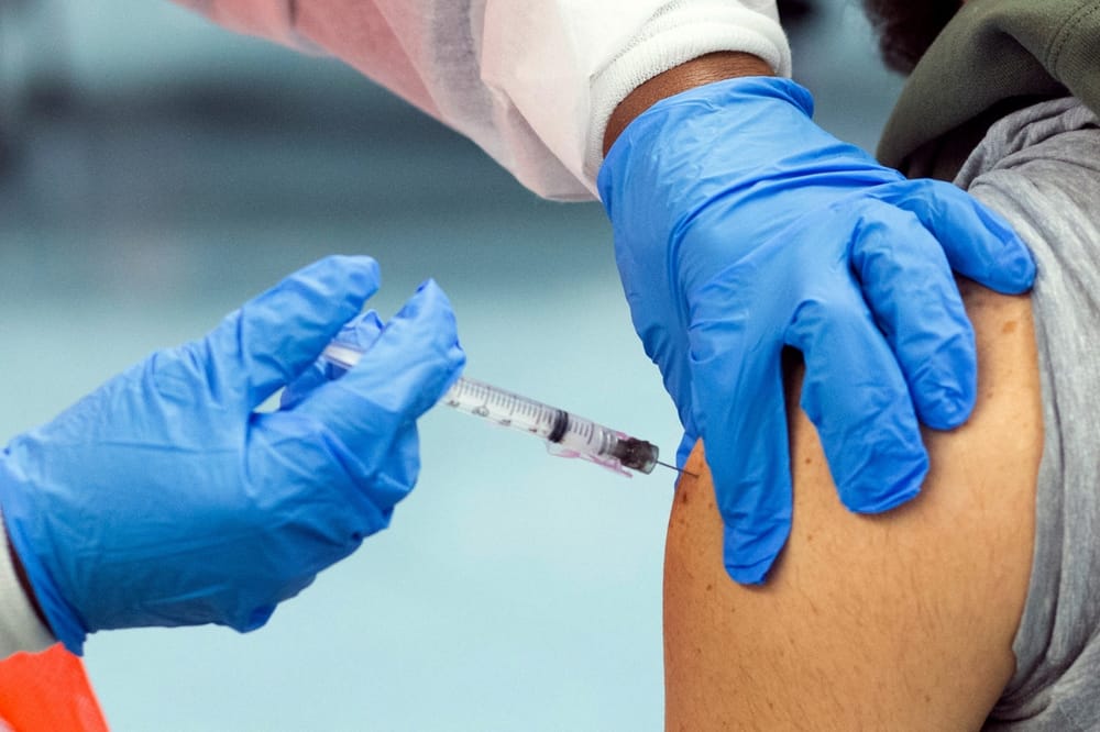 Le vaccin israélien anti-Covid19 ne verra jamais le jour. Un échec qui n’étonne personne.