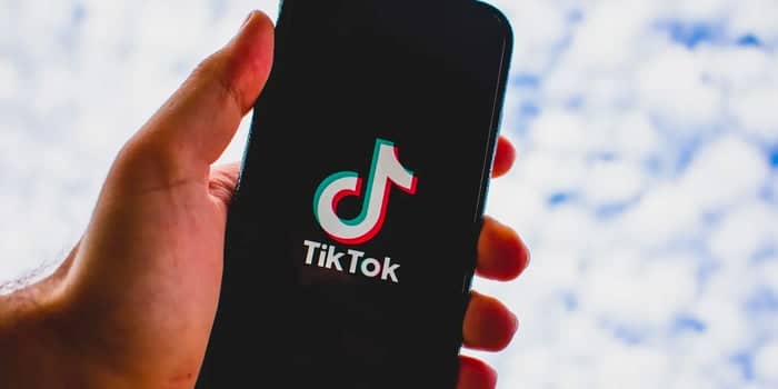Interdit aux Etats-Unis : le réseau social TikTok. En Israël, silence.