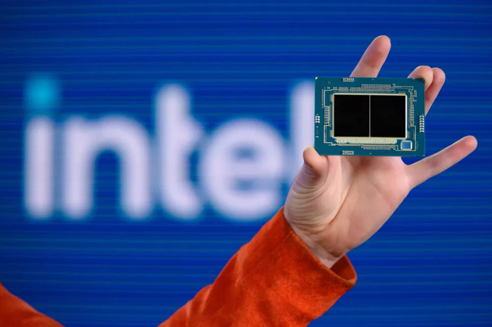 Le cours de l’action Intel a chuté au Nasdaq. L’accord de rachat de Tower (Israël) bloqué.