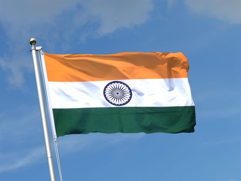 Radio J. Emmanuel Macron en Inde. Israël, en concurrence frontale avec la France. Armes : gros contrats pour l’Etat Hébreu.