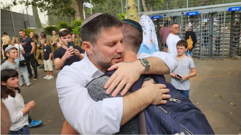 Trend en période de guerre en Israël. Nombreux sont ceux qui se tournent vers ChatGPT pour aborder ou régler leurs questions de santé mentale.