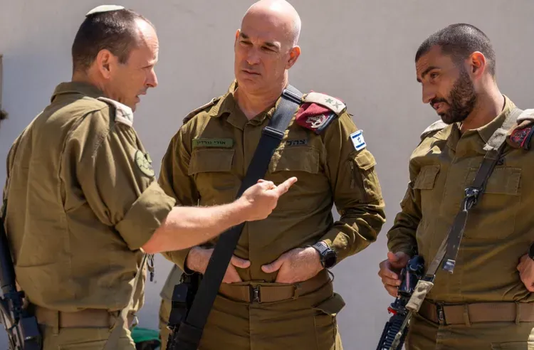 Israël-Hezbollah. Les troupes israéliennes se préparent à la guerre.
