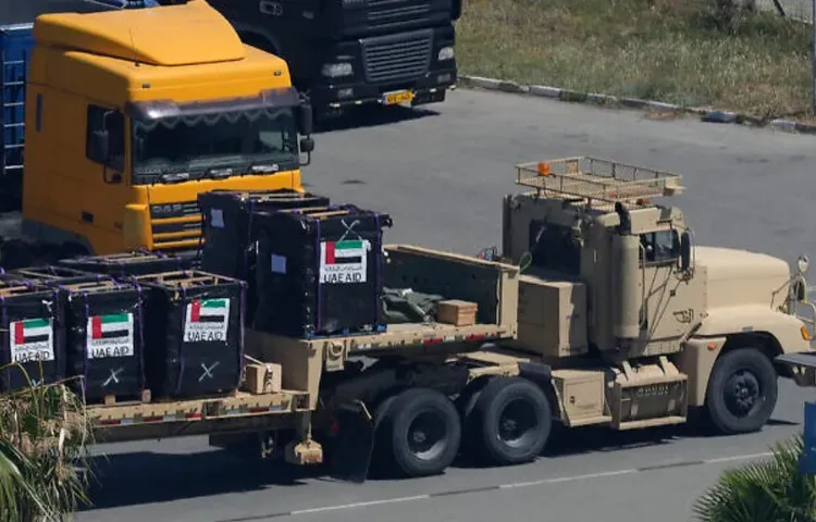Sécurisés par Tsahal, 200 camions d’aide égyptienne entreront dans Gaza.