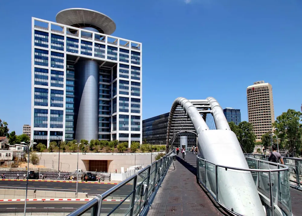 Quartier général de Tsahal à Tel-Aviv. Un article unique… Visite de « la fosse » du renseignement militaire israélien.