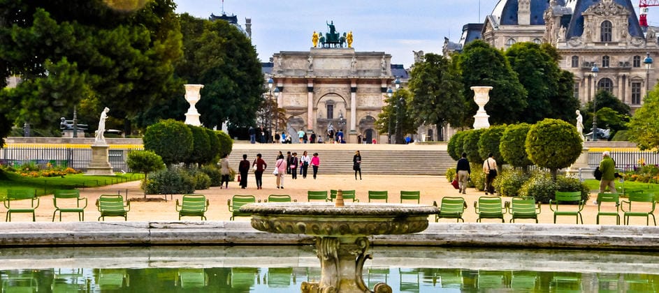 Un Président qui se ballade aux Tuileries. Un Netanyahou se promenant? Impensable en Israël.