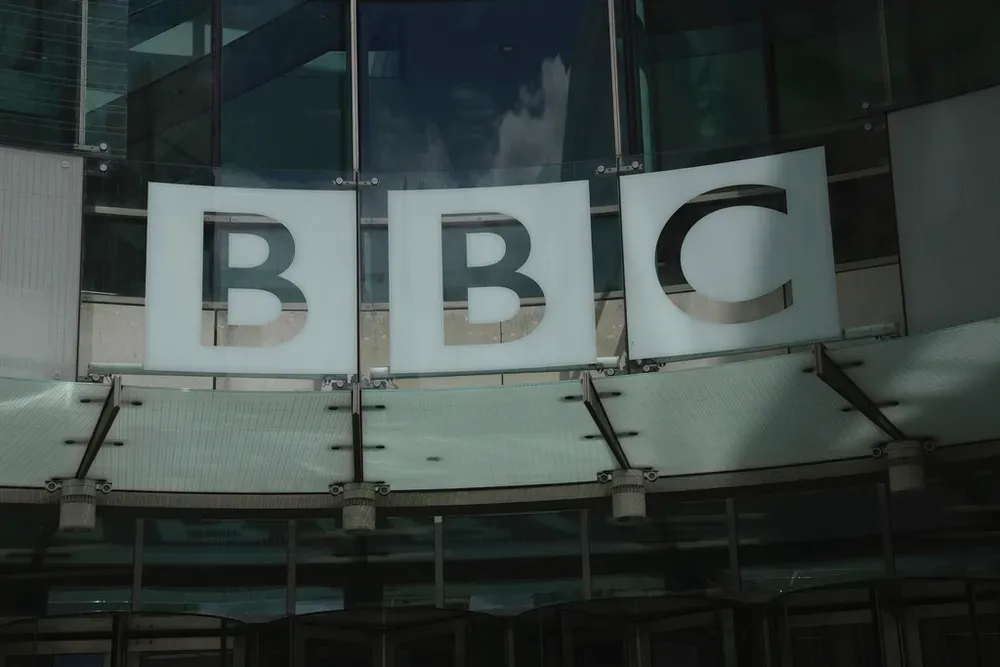 Israël a appelé la BBC à changer sa politique et à qualifier le Hamas de groupe terroriste.