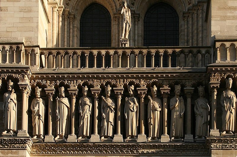 Le saviez-vous ? Israël est présent à Notre-Dame de Paris.