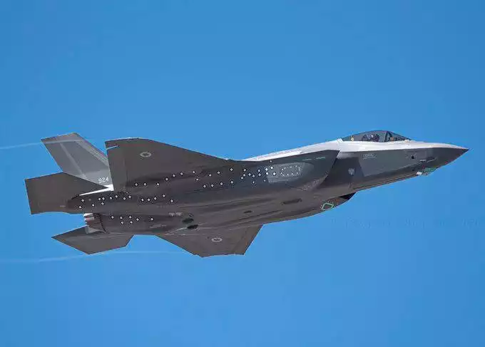 Air&Cosmos : « Les forces aériennes israéliennes préparent leur flotte de F-35 à une hypothèse redoutée ».