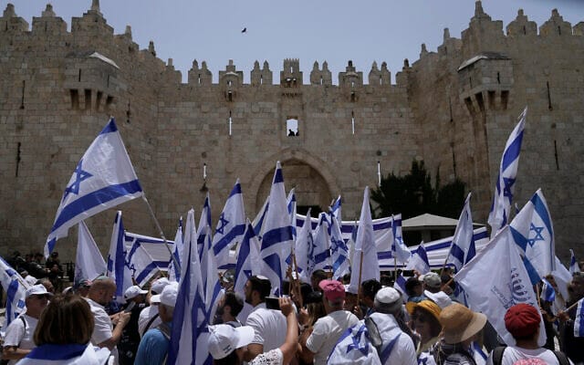 La Fête et le hightech. Quel bilan de la journée de Yom Yerushalaim? Drapeaux d’Israël…