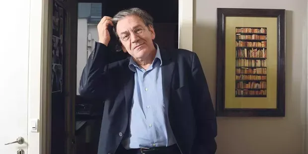 Interview de Alain Finkielkraut. « Un désir d’assimilation totale et une sensibilité juive à fleur de peau ».