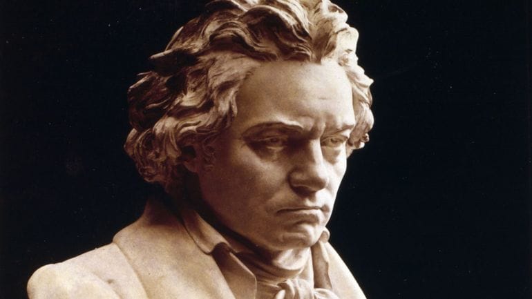 Une partition autographe de Beethoven, volée à des Juifs, retrouve le chemin de la « Maison de Beethoven » à Bonn.