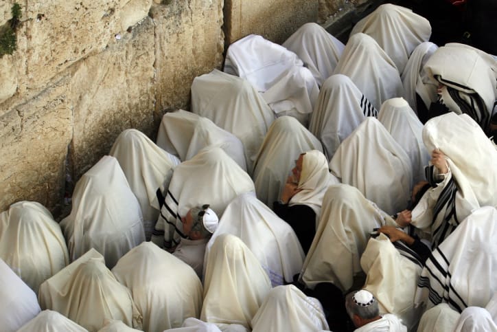 Un pays unique, une cérémonie mémorable. La « Birkat Cohanim », la bénédiction des prêtres, au Kotel.