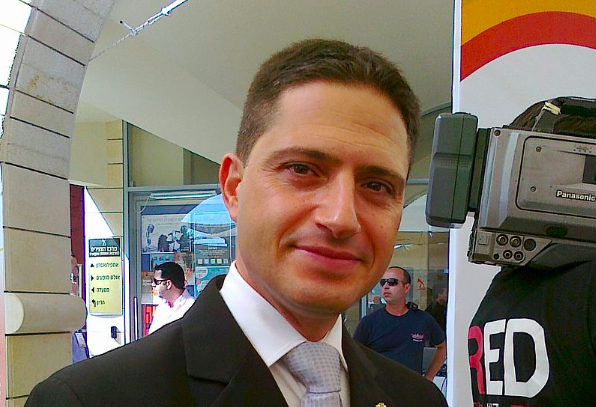 L’Homme du Jour. L’excellent Maire de Beer Sheva, Ruvik Danilovich.