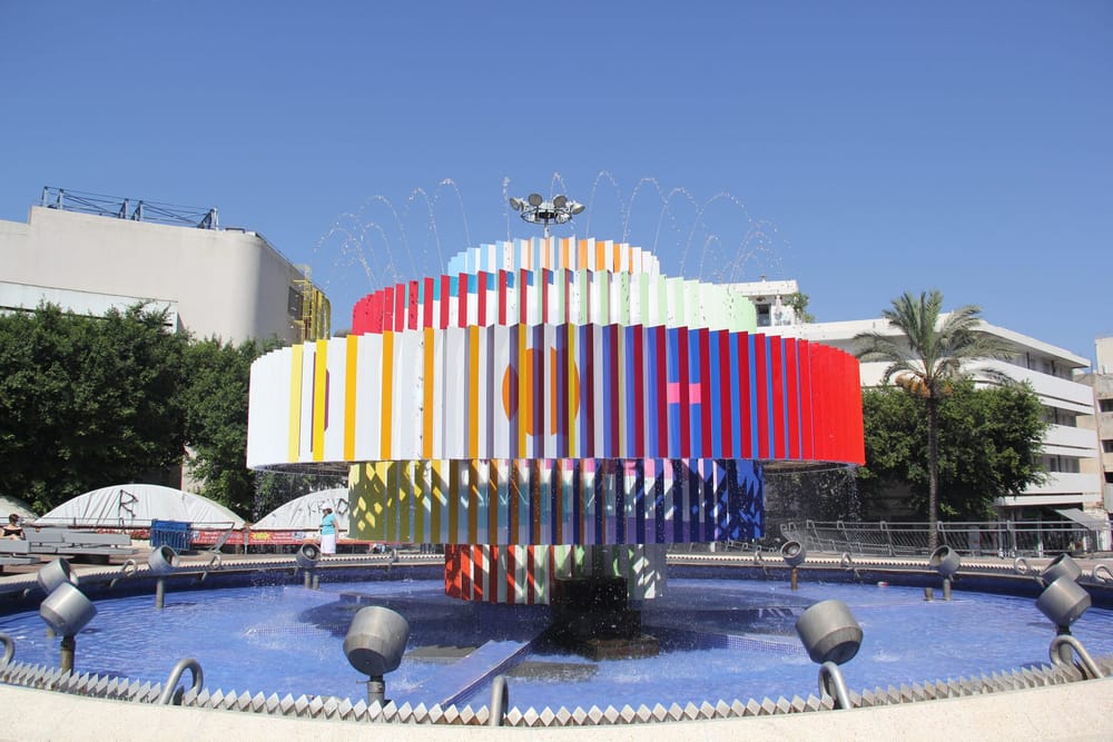 Yaacov Agam, l’art cinétique. Un grand artiste, fils de  Rabin, qui a toujours aimé la France.