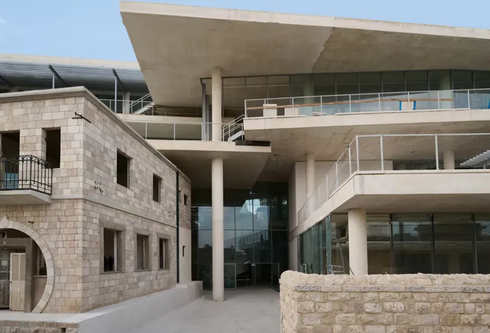 L’Académie Bezalel des arts et du design de SANAA, conçue pour se connecter au cœur de Jérusalem.