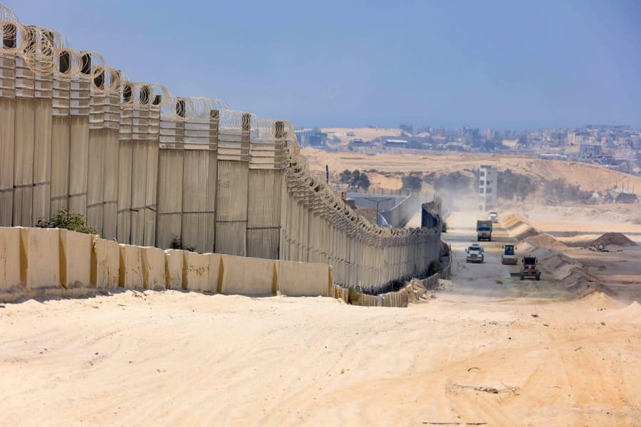 Israël s’inquiète du renforcement de la présence militaire égyptienne dans le Sinaï.