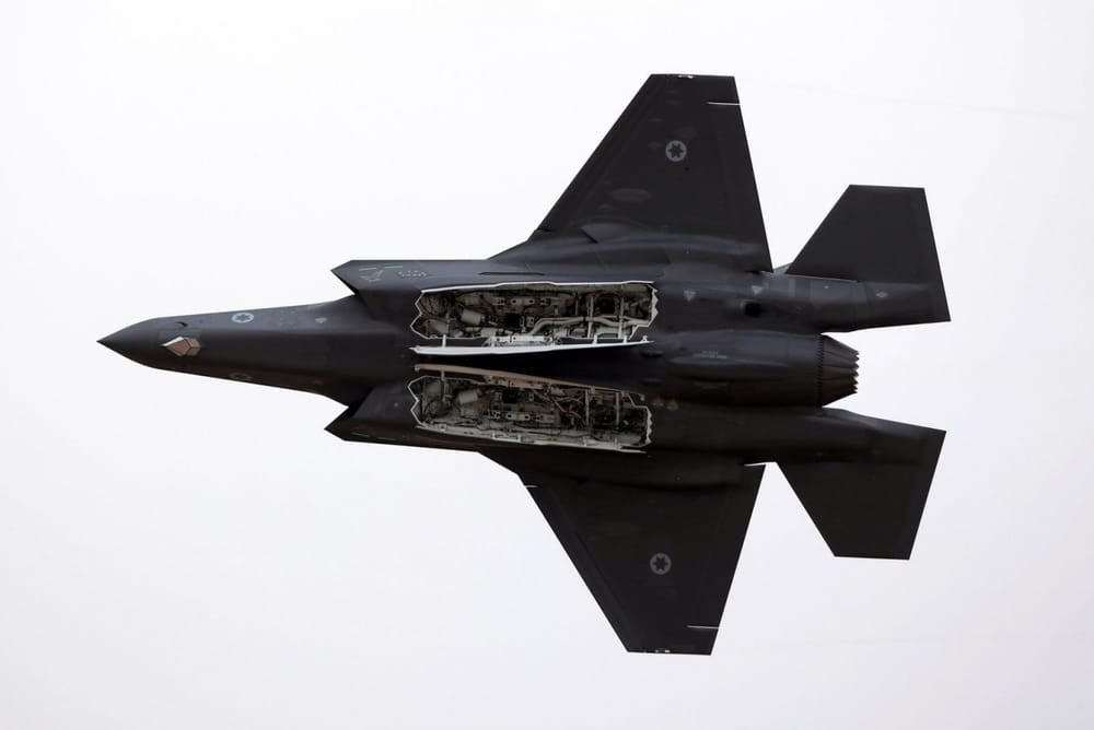 Les sénateurs américains poussent pour qu’Israël ait des bombes antibunker.