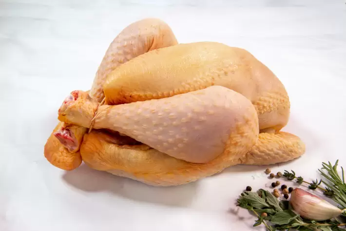 Concurrence déloyale en Israël? Production et commercialisation de poulet casher.