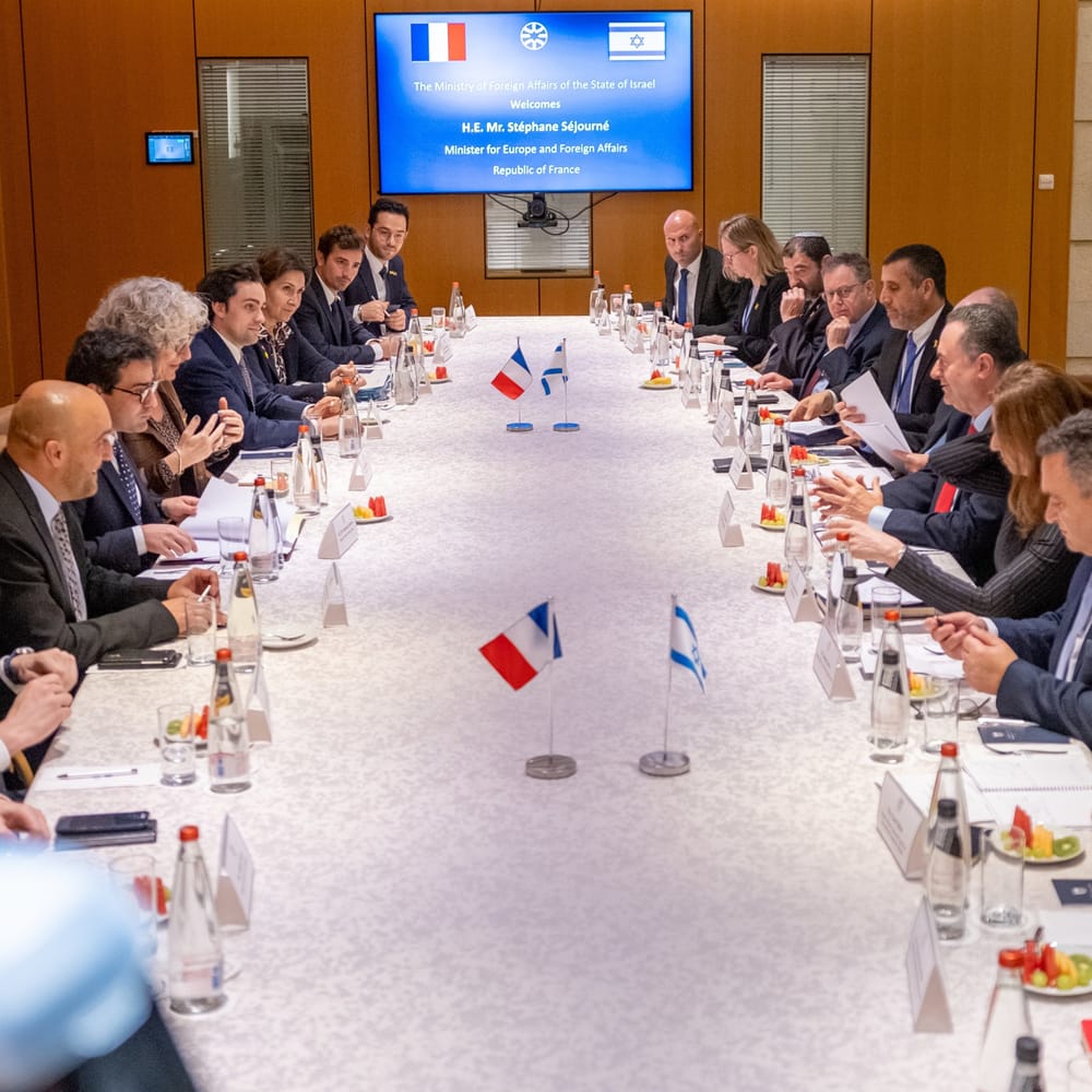 L’Image du Jour. Israël remercie la France. Le Ministre Sejourné rencontre les israéliens à Jérusalem.