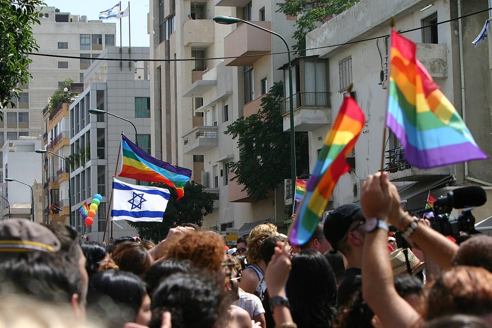 LGBT News. En raison de la guerre la légendaire marche des fiertés annulée à Tel-Aviv.