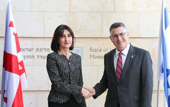 Question à IsraelValley de Sébastien. Est-ce vrai que les réunions peuvent être violentes en Israël?