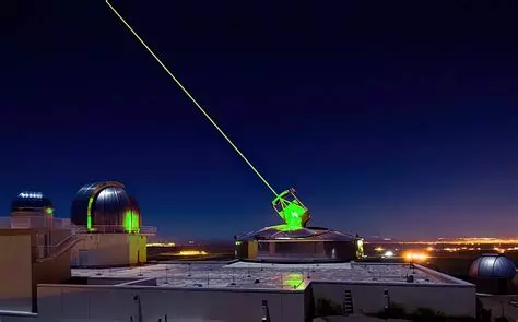 Israël dévoile une nouvelle arme laser au Salon du Bourget.