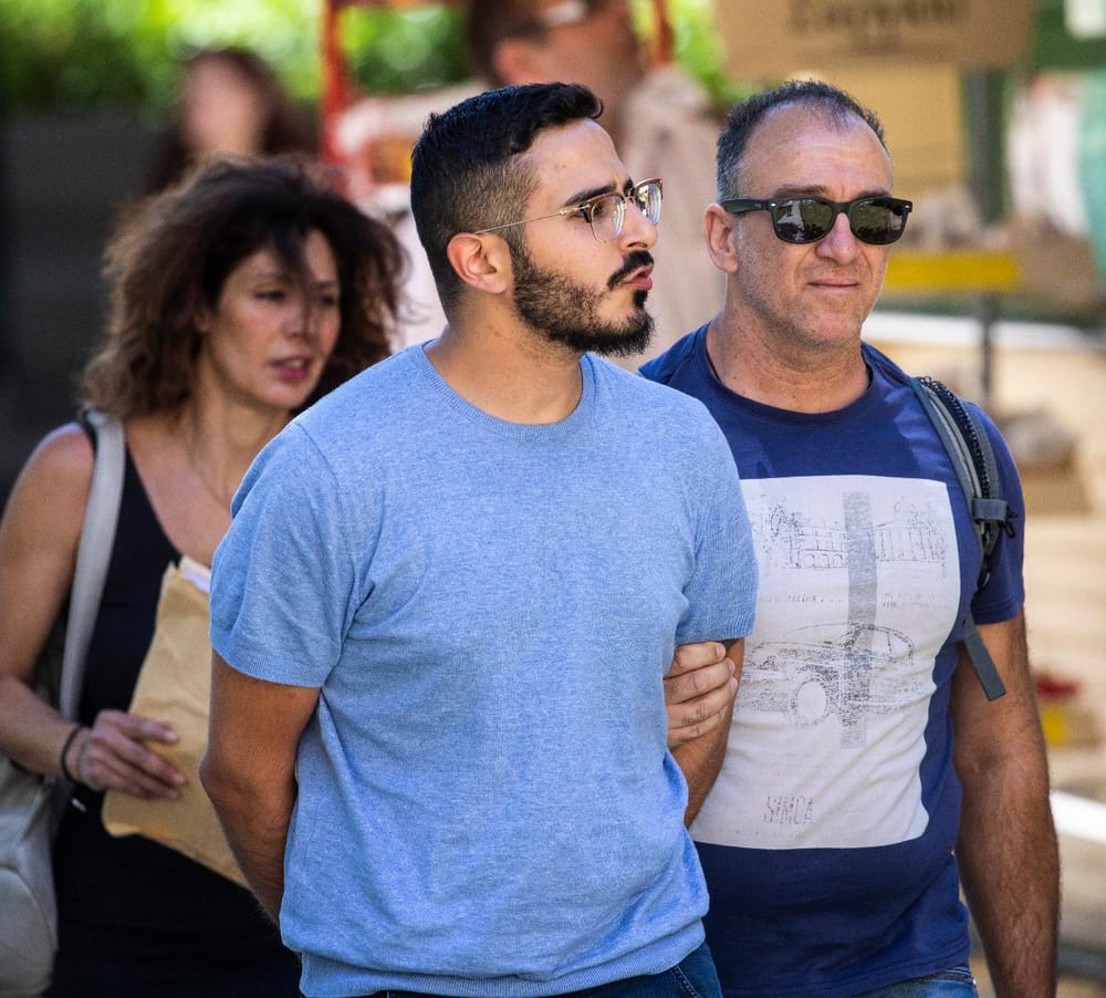 Des escrocs Franco-israéliens arrêtés. Fraude au chômage partiel. Les noms des suspects sont sous embargo.