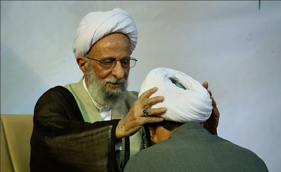 Des généraux iraniens autorisent des frappes massives sans validation politique. Fragmentation du pouvoir militaire.