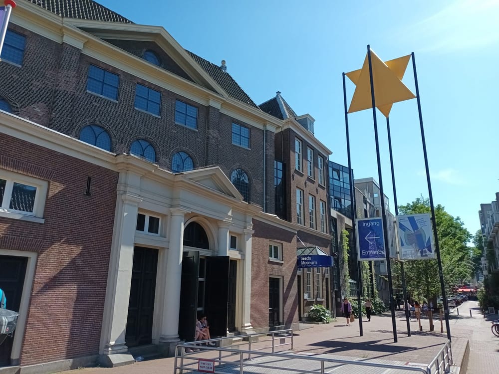 Après les émeutes le tourisme entre Israël et la Hollande va t-il vaciller? La ville d’Amsterdam et ses milliers de visiteurs israéliens.