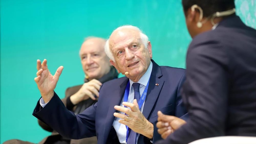 Médaille d’honneur de l’État hébreu. André Azoulay a été distingué pour sa « contribution unique au peuple juif ».