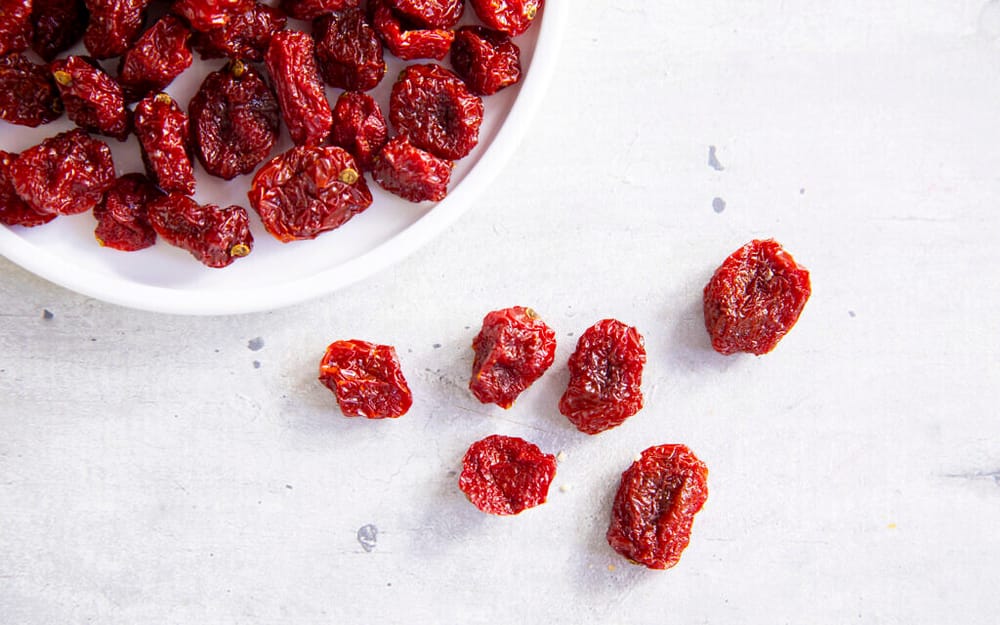 Dans le cœur agricole du sud d’Israël. Une nouvelle espèce de tomate cerise à maturation naturelle.