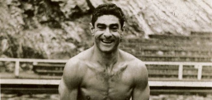 Alfred Nakache, le nageur d’Auschwitz, revit sur scène.