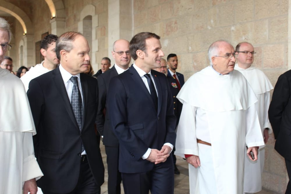 Le Consul général de France, René Troccaz, s’exprime.