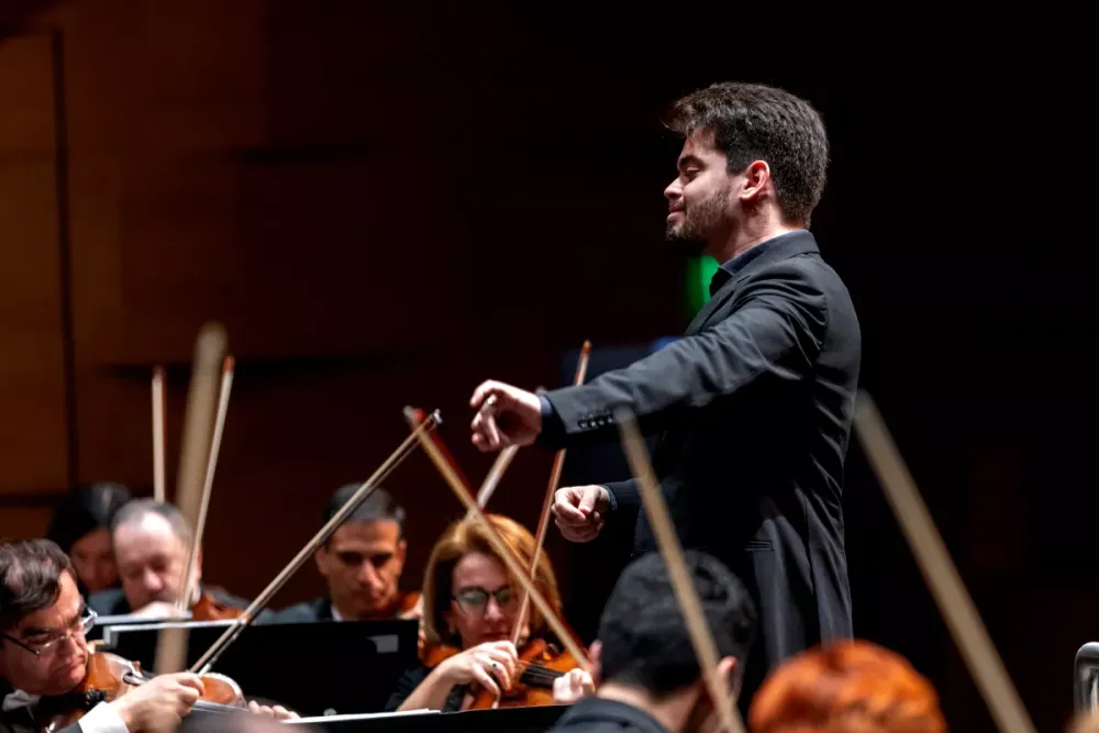Philharmonique d’Israël.  1ère tournée à l’étranger du successeur de Zubin Mahta, Lahav Shani.