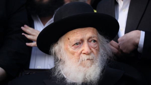 La news N°1 en Israël : le Rav Haïm Kanievsky atteint du Covid-19.