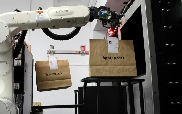 En Israël, des robots pour obtenir ses commandes en un rien de temps.